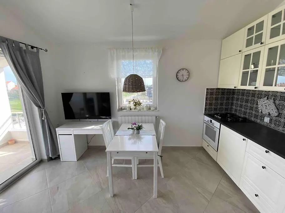 Apartment Laurus Premantura